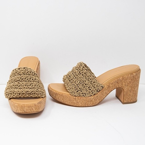 Vince Shoes - Vince Nicki Crochet Platform Sandal Size 9 M